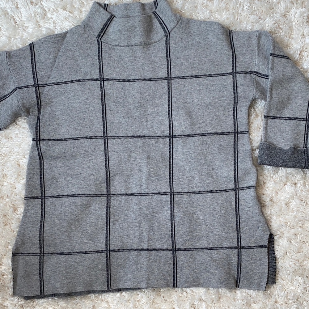 Tahari Charcoal Checkered Turtleneck Sweater